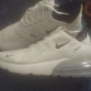 Nike Air Max 270